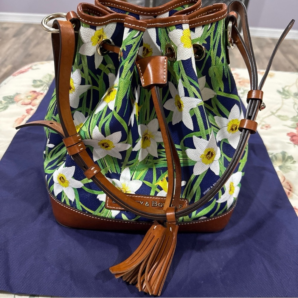 DOONEY and BOURKE Daffodil Drawstring Flower Floral Tassel Bucket Bag